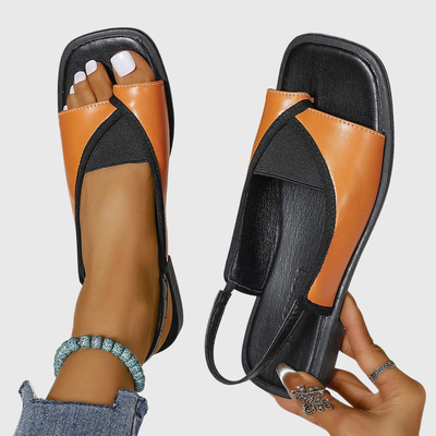 Sandalias Planas Selina con Tiras Bicolor