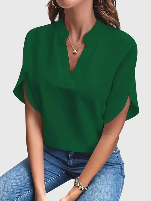 Beatrix | Camisa Suave y Elegante de Cuello en V