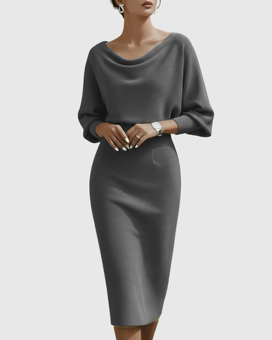 Ismeria | Vestido Midi Blanco Drapeado de Manga Murciélago