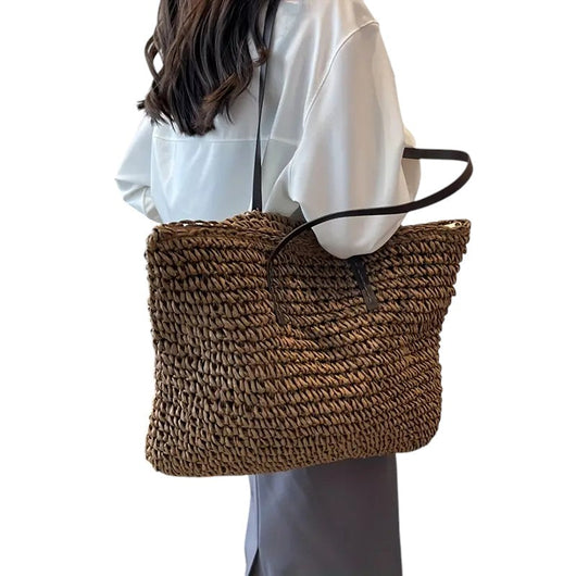 Bolso Tote de Playa Laura, Amplio y Trenzado