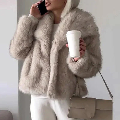 Chaqueta Doris Corta de Pelo Sintético para Invierno