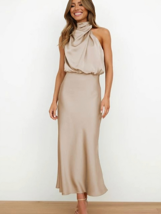 Vestido de Noche Doris con Cuello Halter