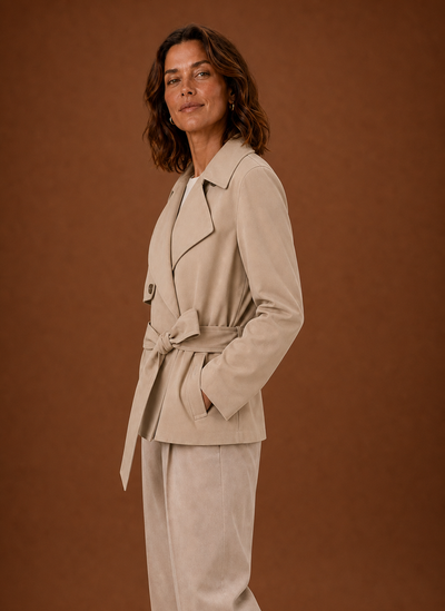 Gabardina con Cinturón en la Cintura