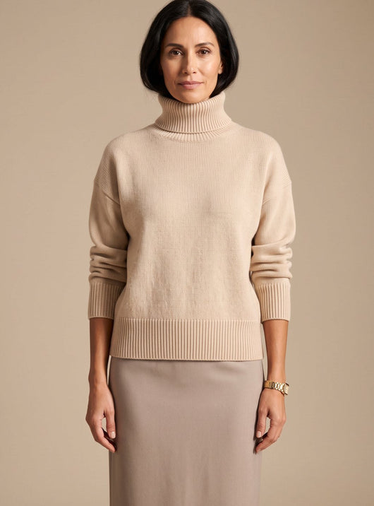 Jersey Clara Oversize de Cuello Alto y Manga Larga
