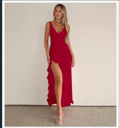 Vestido Largo Mia con Volantes y Abertura Lateral