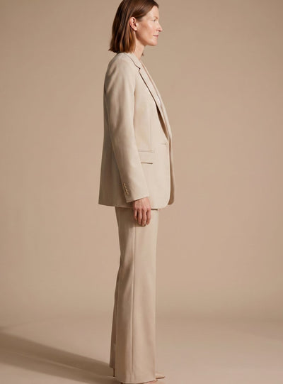 Conjunto Elisabeth Blazer y Pantalón Campana