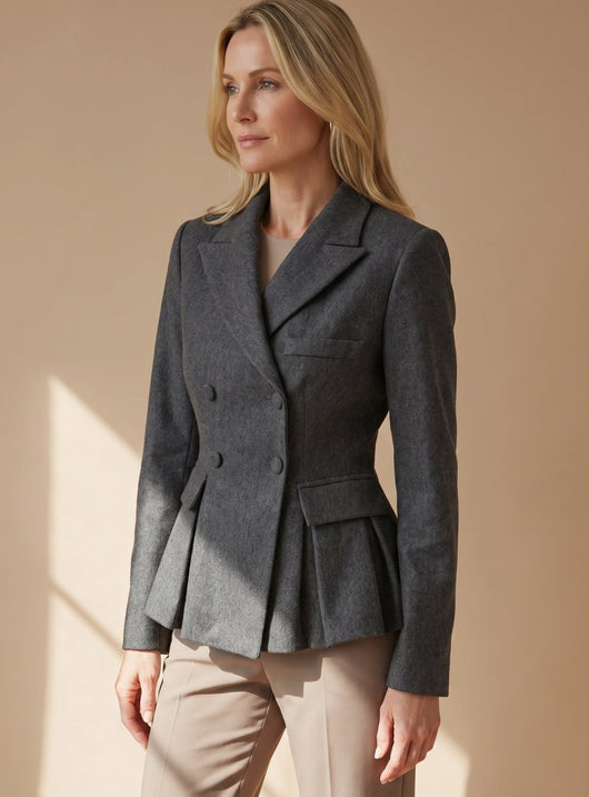 Blazer Greta Entallado con Peplum y Doble Botonadura