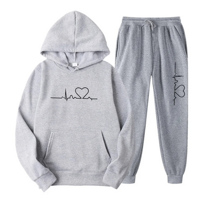 Conjunto Edith de Sudadera y Jogger con Estampado de Corazón