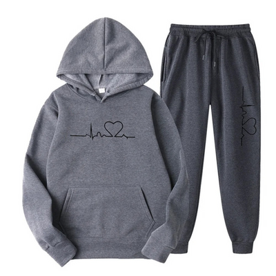 Conjunto Edith de Sudadera y Jogger con Estampado de Corazón