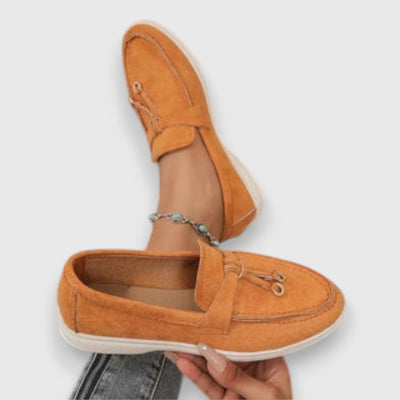 Pippa | Mocasines Planos de Ante con Borlas