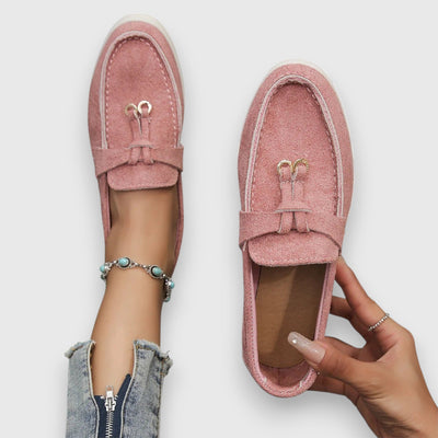 Pippa | Mocasines Planos de Ante con Borlas