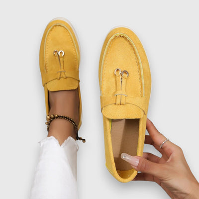 Pippa | Mocasines Planos de Ante con Borlas