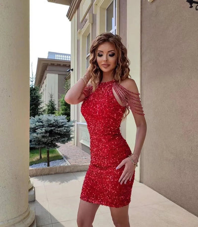 Vestido Corto Hannah de Lentejuelas con Cadena en el Hombro