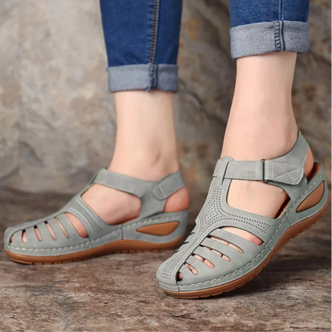 Sandalias Karin de Primavera con Recortes