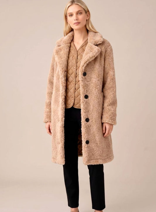 Abrigo Largo Clara Oversize de Peluche