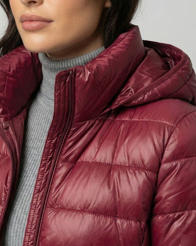 Chaqueta Johanna de Plumón Ultraligera Entallada con Capucha