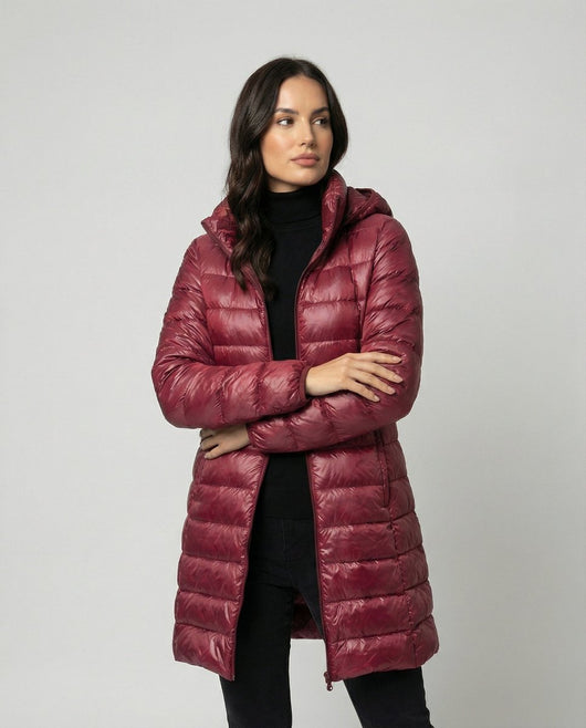 Chaqueta Annika de Plumón Ultraligera con Capucha y Corte Slim