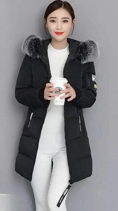 Parka Clara Larga con Capucha y Ribete de Pelo Sintético